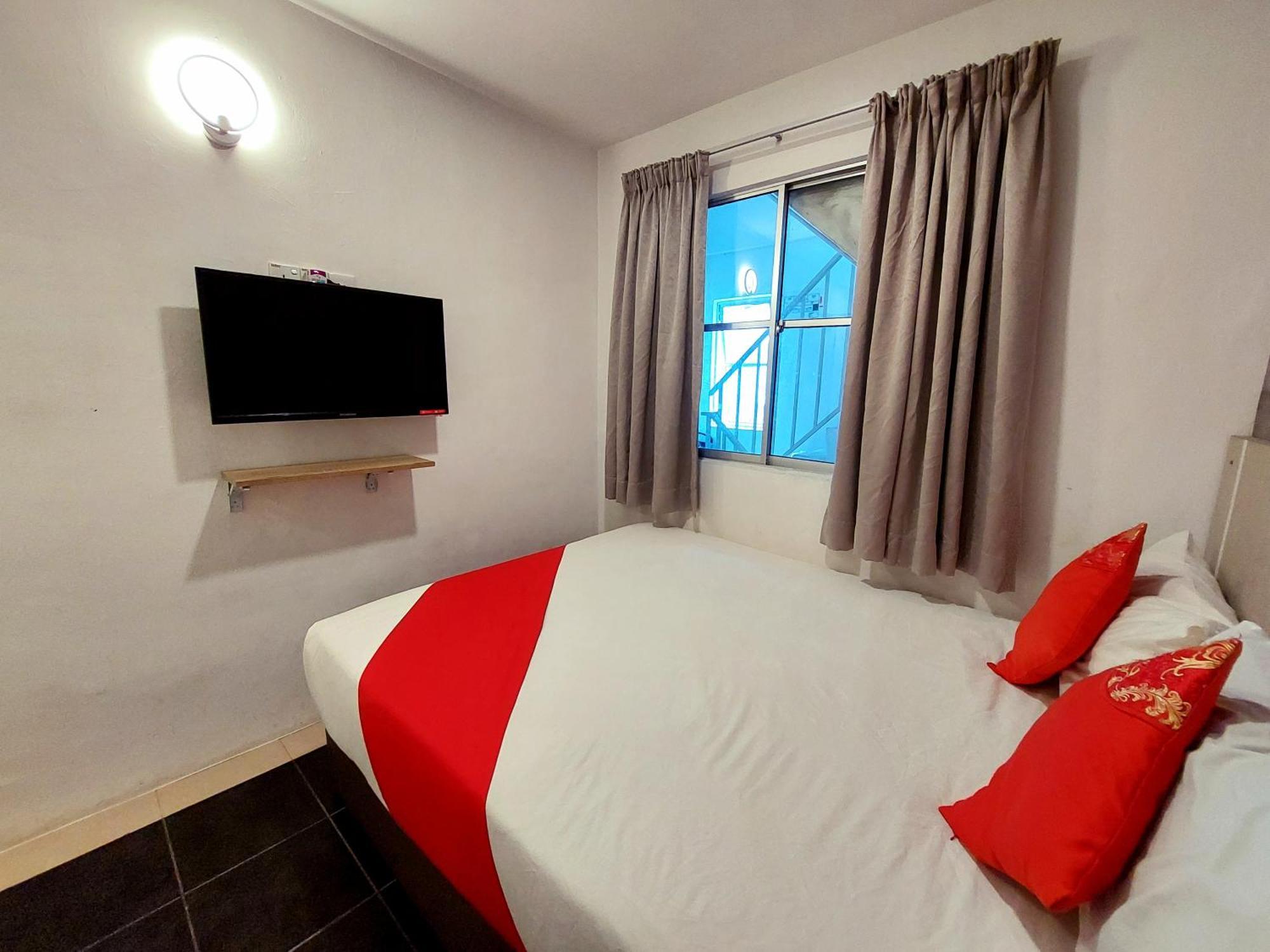 Good2Stay Budget Hotel Malacca Szoba fotó